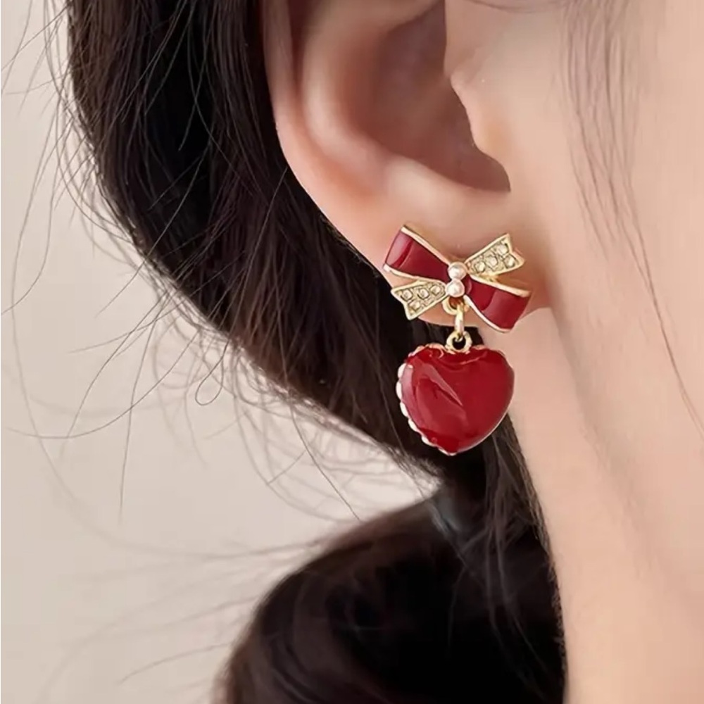 NIP French-Style  Bow & Red Heart Drop Earrings Red Heart Pendant,